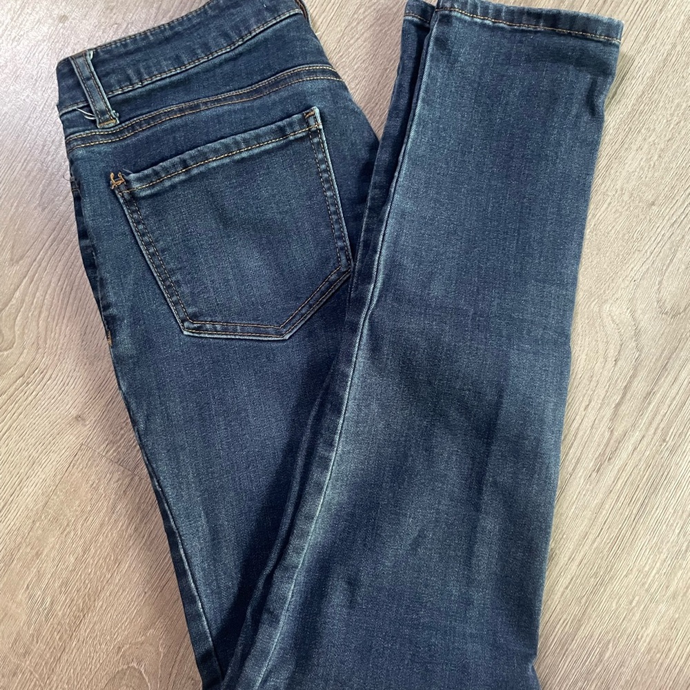 Women's Skinny Jeans in Dark Blue